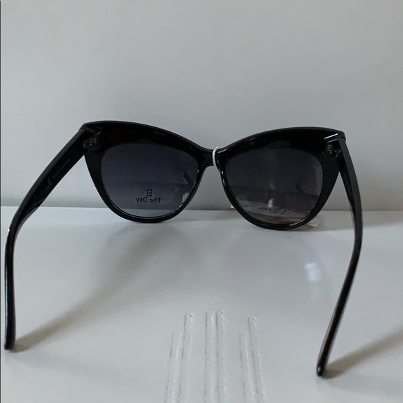 🆕 🆑 SUNGLASSES - Picture 3 of 8